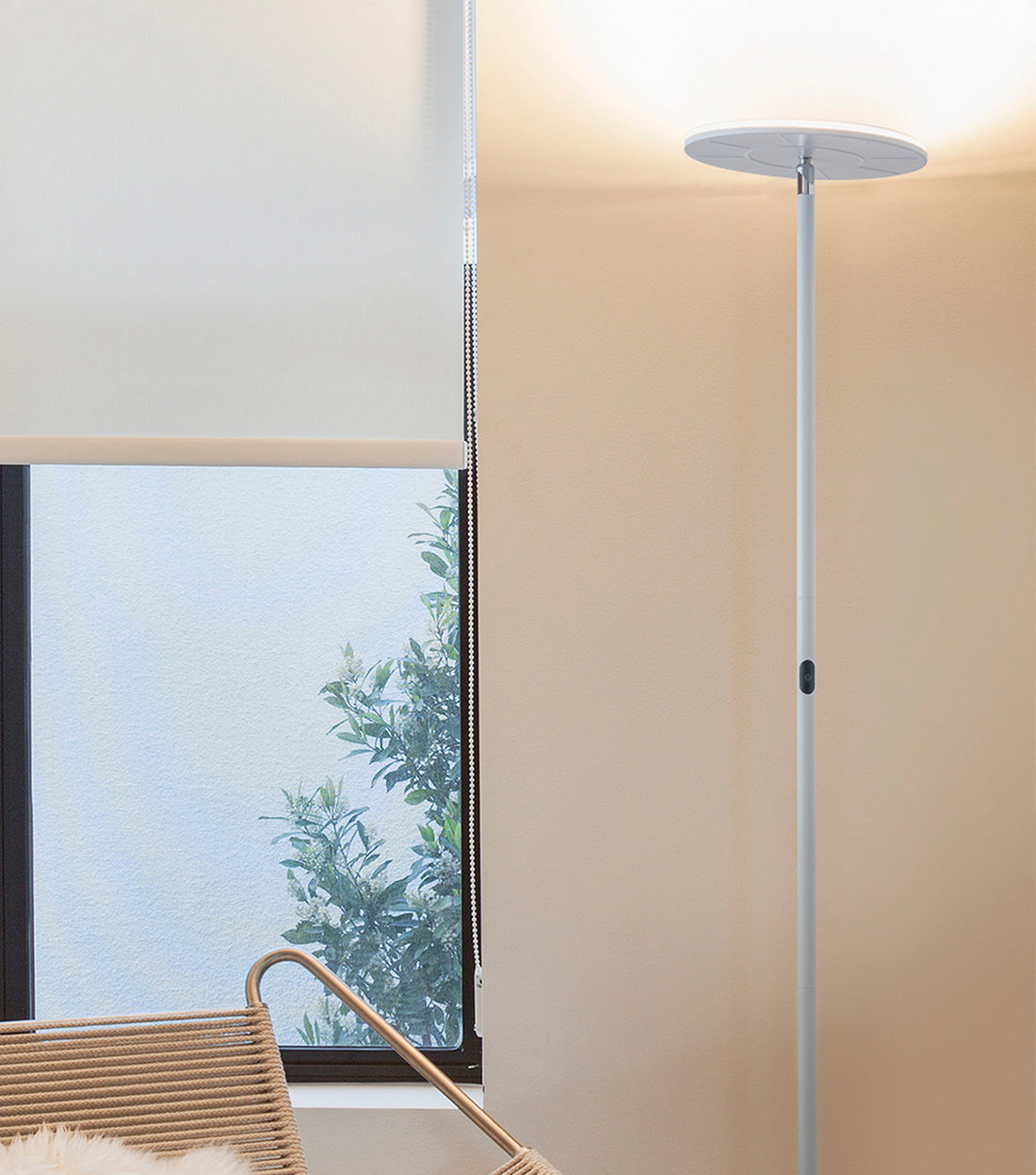 Brightech Sky Flux - The Very Bright LED Torchiere Floor Lamp, for Your Living Room & Office - Halogen Lamp Alternative with 3 Light Options Incl. Daylight - Dimmable Modern Uplight